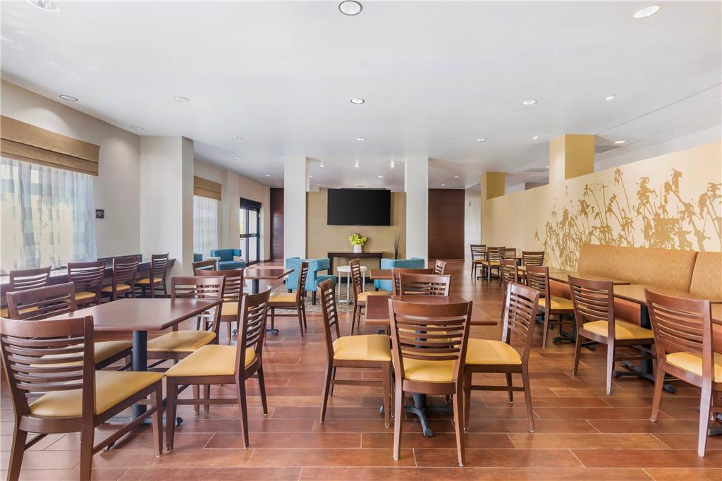 Sleep Inn & Suites Devils Lake - photo 39
