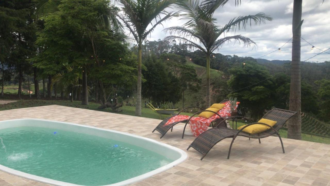 Sitio Por Do Sol Pedra Azul es in Domingos Martins, Brasil