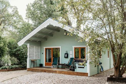 Enchanted Lodge Great Ayton with hot tub and onsite bistro