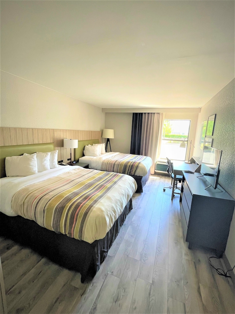 Country Inn & Suites by Radisson Greenville NC - photo 13