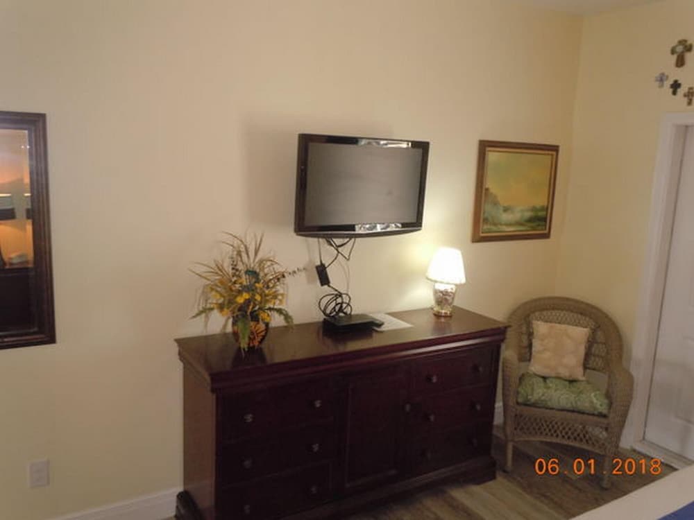 Beachgate CondoSuites and Oceanfront Resort - photo 191