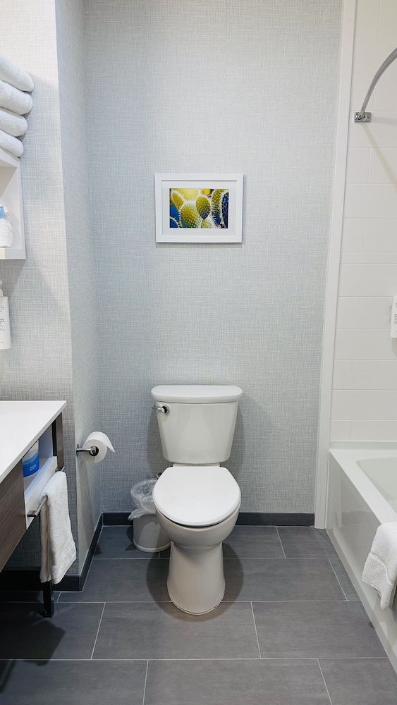 Hampton Inn & Suites Weatherford - photo 56