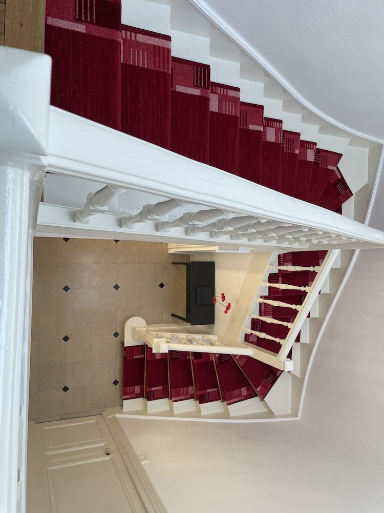 Les Hotes D Eloise — Laon