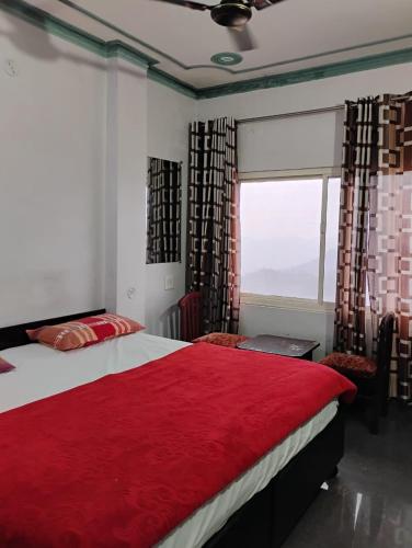 Hotel Grand Glorryy in Pauri, India