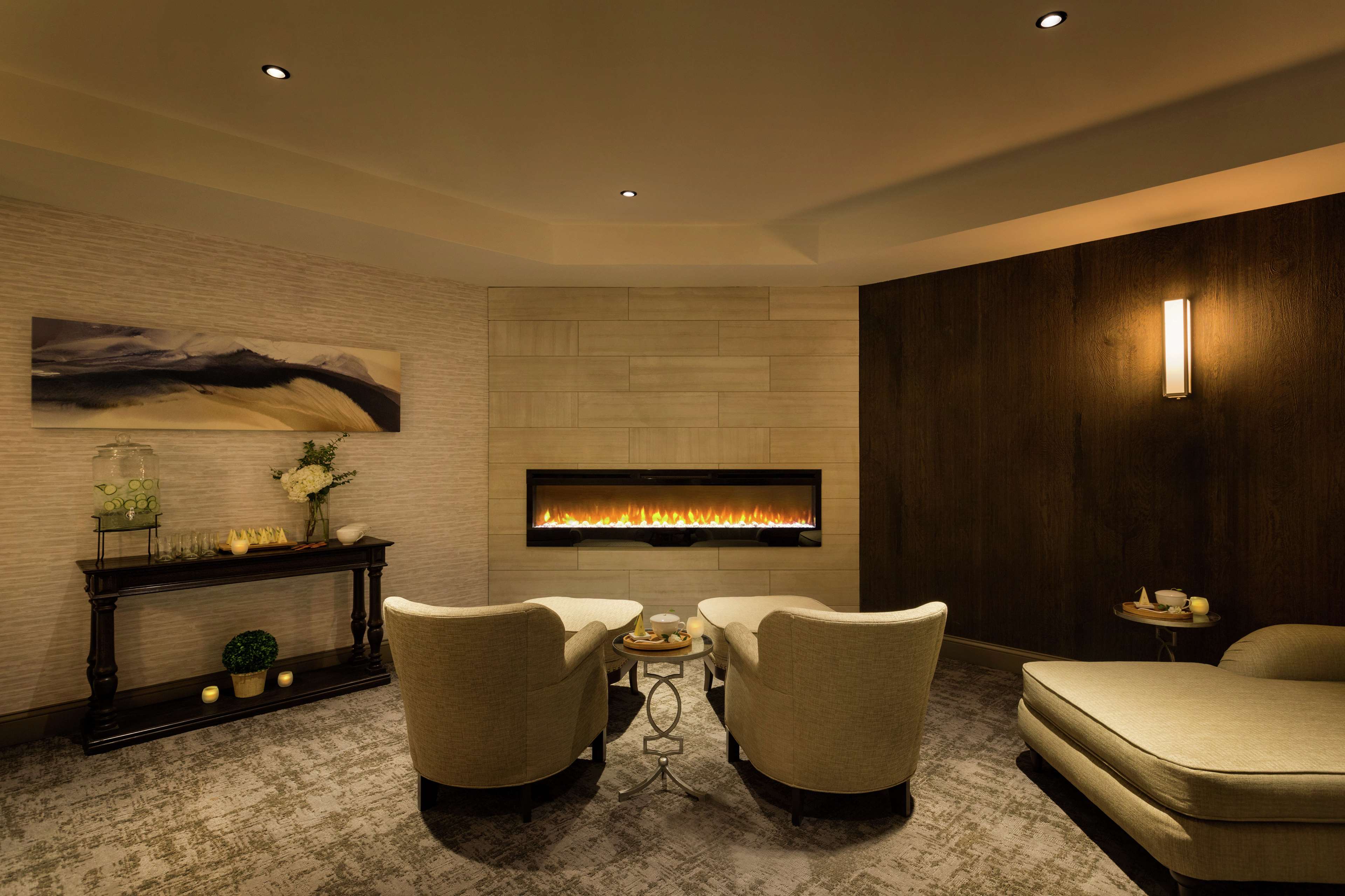 Hotel Saranac Curio Collection By Hilton - photo 27