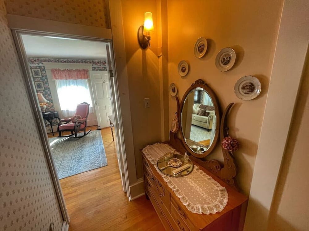 Open Hearth Inn - photo 19