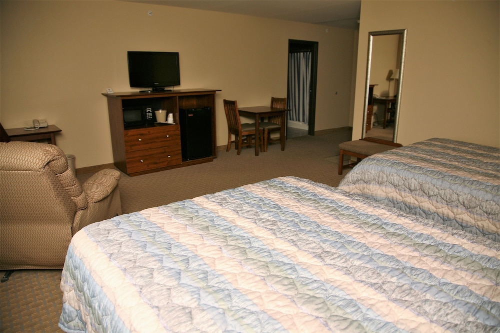 Corporate East Hotel - photo 6