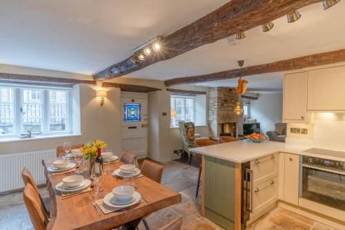 Farthingdales — Burford — photo 4