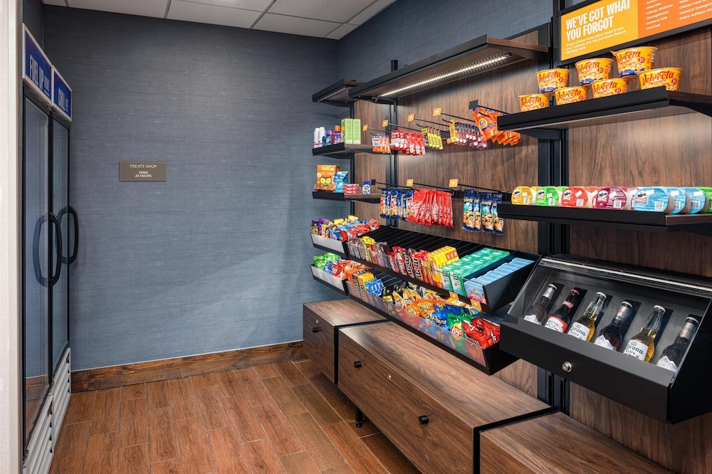 Hampton Inn Kimball - photo 36