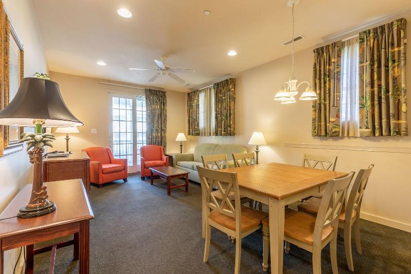 Ebb Tide Suites - photo 8