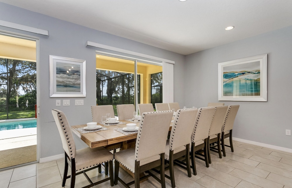 Beautiful 9 bedroom pool home located in the Solterra Resort home - photo 29