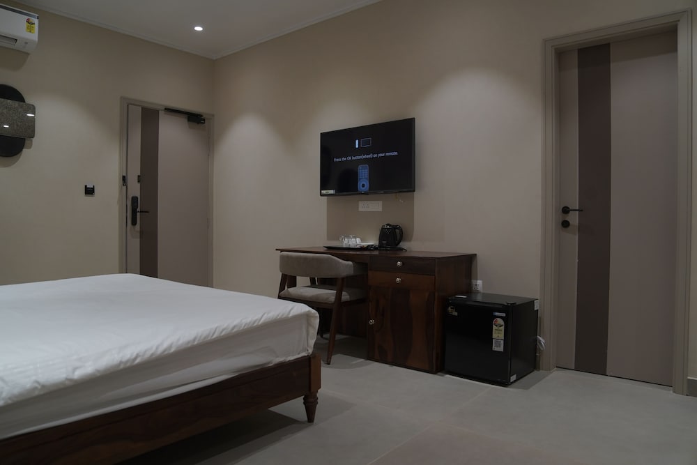 KMR Hotels & Resorts — Bikaner — photo 4