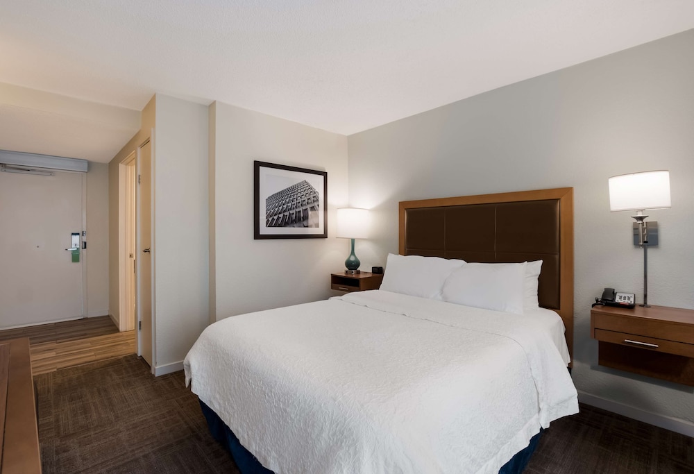 Hampton Inn Columbia I 26 Airport - photo 15