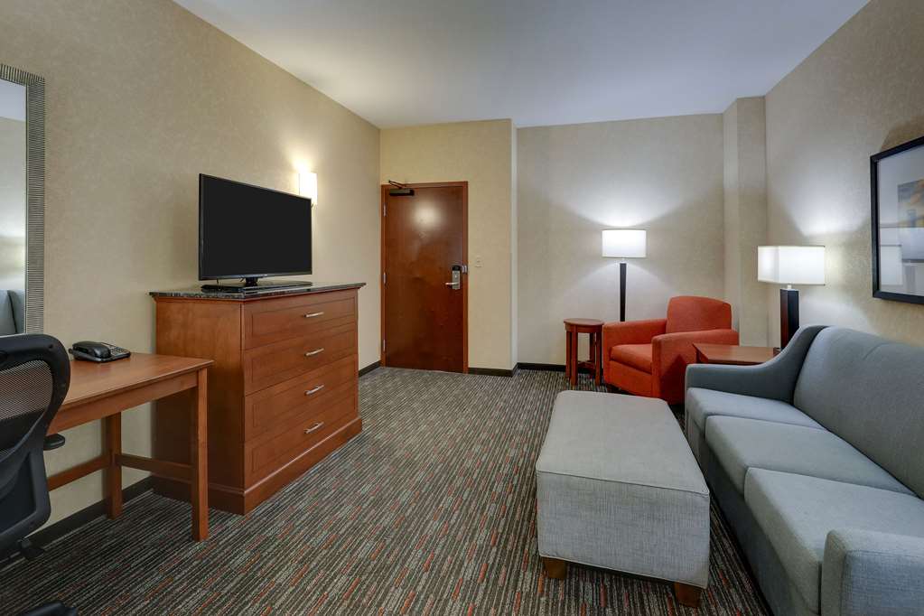 Drury Inn & Suites Charlotte Arrowood - photo 36