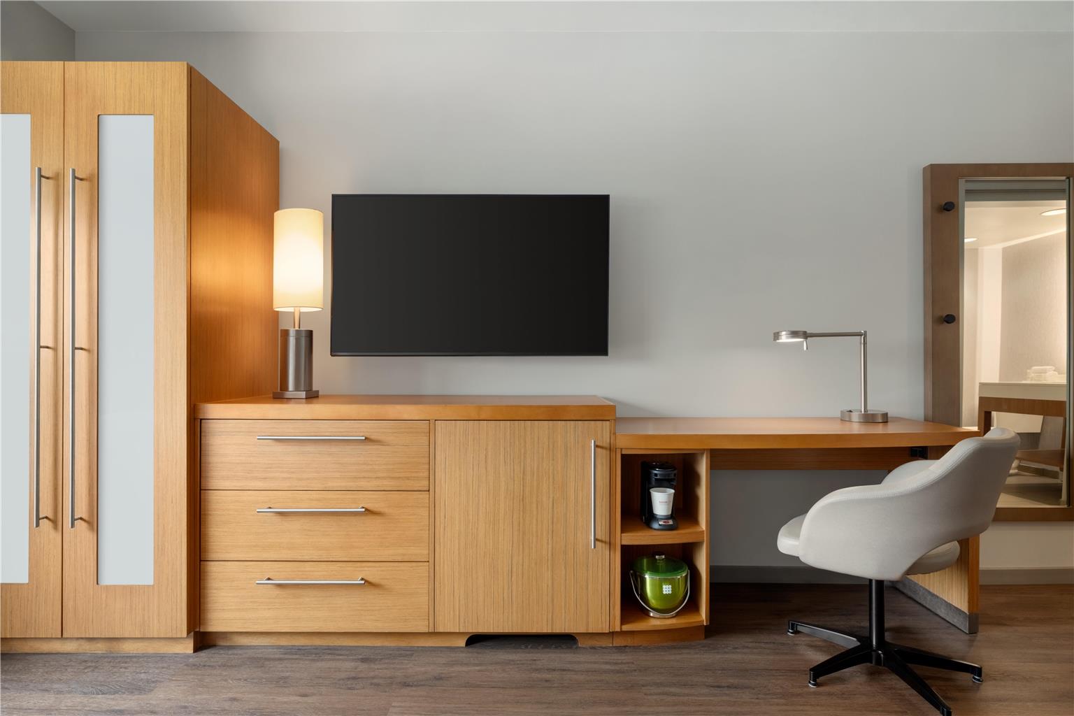 Hyatt Place Bloomington - photo 10
