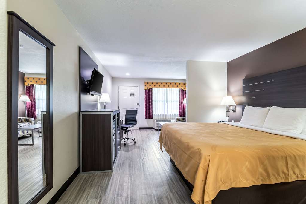 Quality Inn & Suites Canton - photo 16