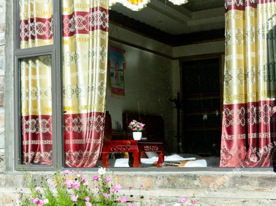 Kangzang Hua Ting Hotel — hotel in Kangding