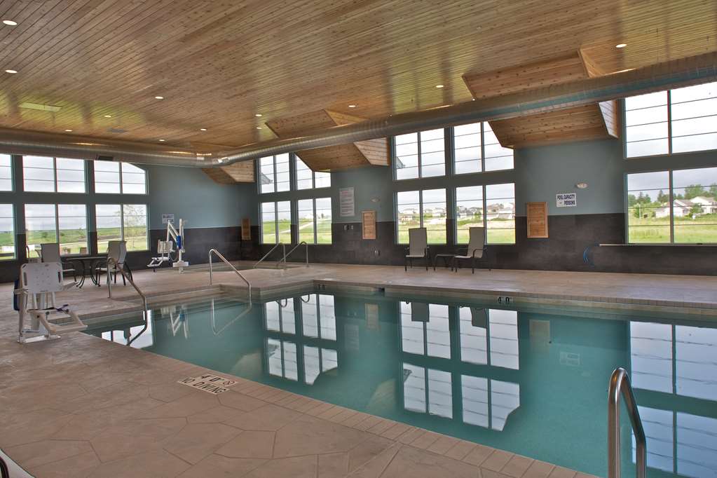 GrandStay Hotel & Suites Mount Horeb Madison - photo 13