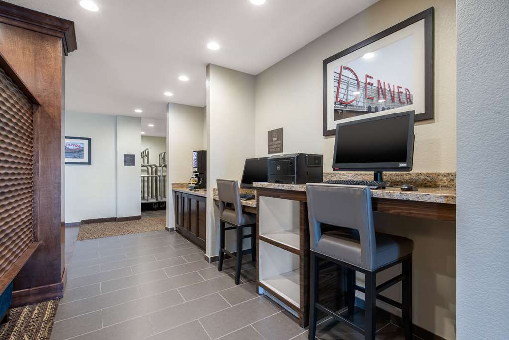 Comfort Suites Denver International Airport - photo 43