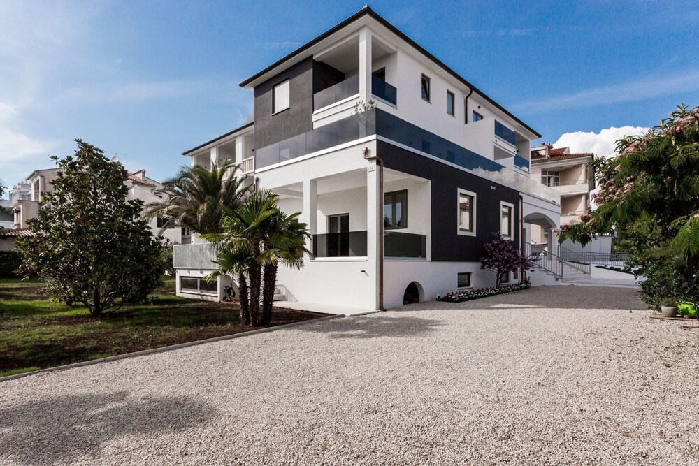 Residence Vaal — 4-Star Luxury Hotel in Rovinj, Croatia