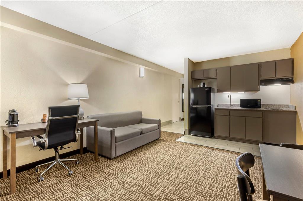 Quality Inn & Suites Spring Lake Fayetteville near Fort Bragg - photo 24