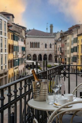 Mercatovecchio Luxury Apartments — 4-Star Luxury Hotel in Udine, Italy