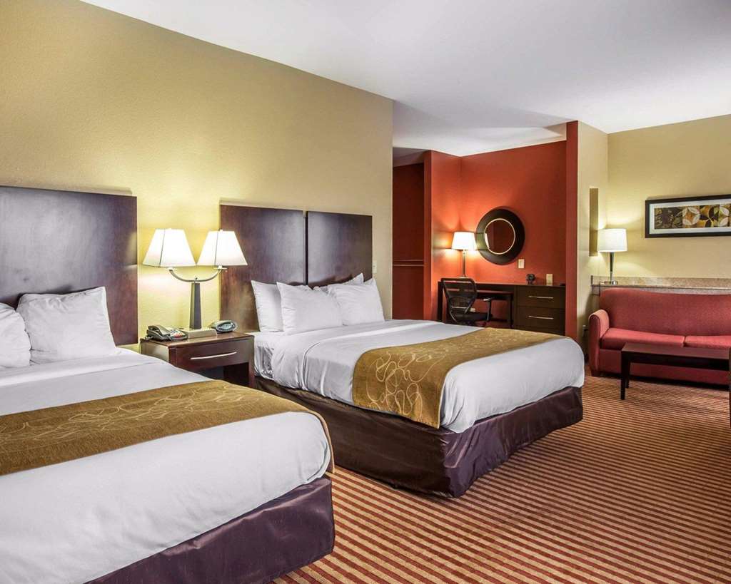 Comfort Suites Waycross - photo 23