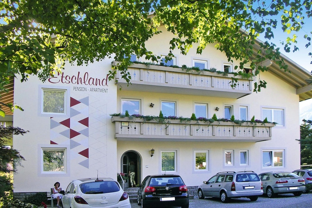 Apartment in Dorf Tirol Near Spronser Lakes — 4-Star Luxury Hotel in Tirolo, Italy