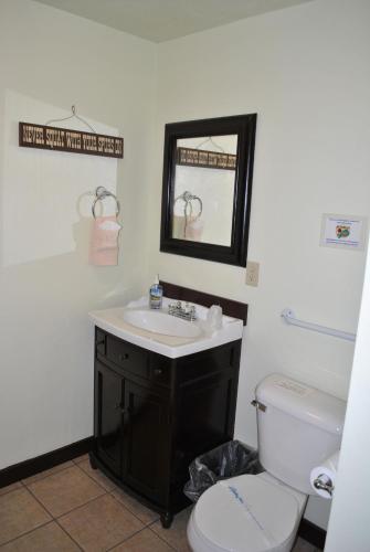 Aspen Inn - photo 20