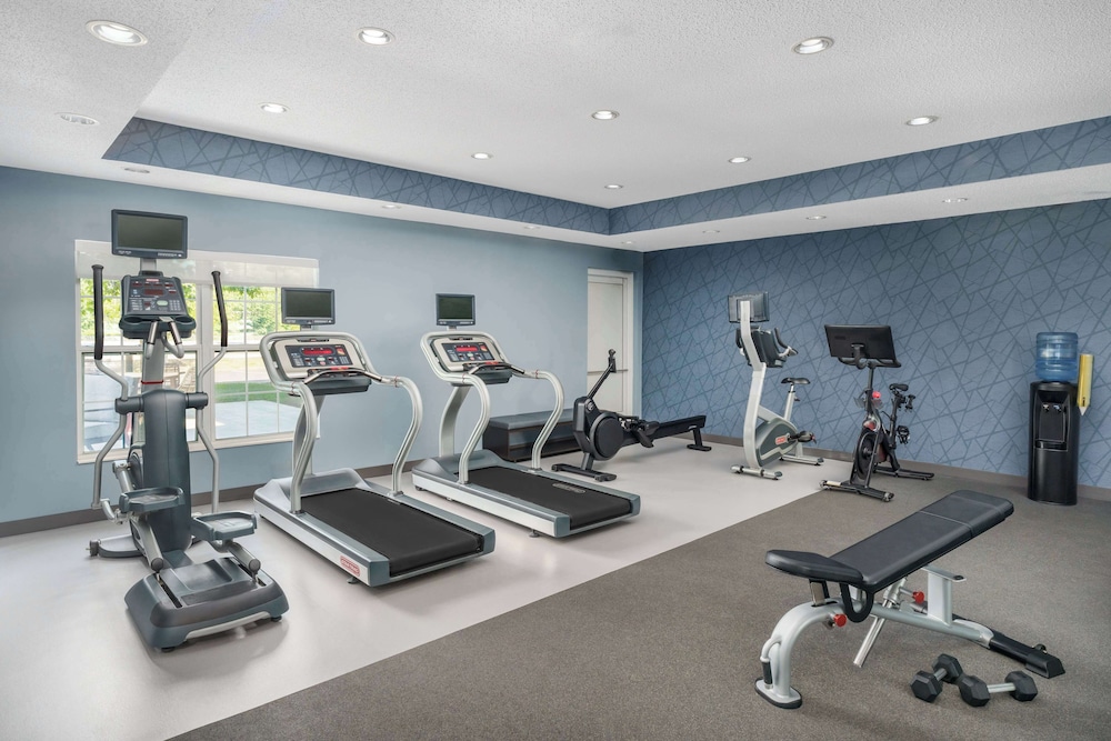 Homewood Suites by Hilton Erie - photo 25