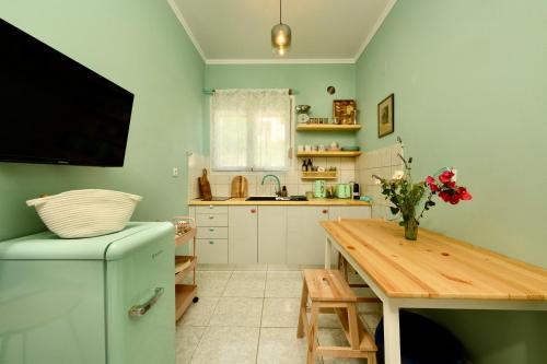 Zoe City Home — 4-Star Luxury Hotel in Corfu, Greece