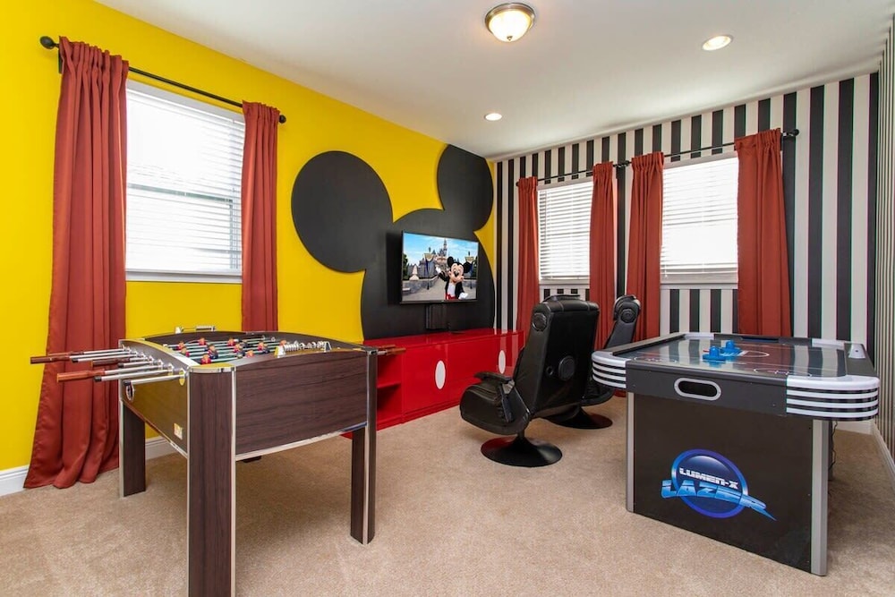 Luxurious 5Bd Single Family w Pool&Jacuzzi @Encore Resort 7432 - photo 44