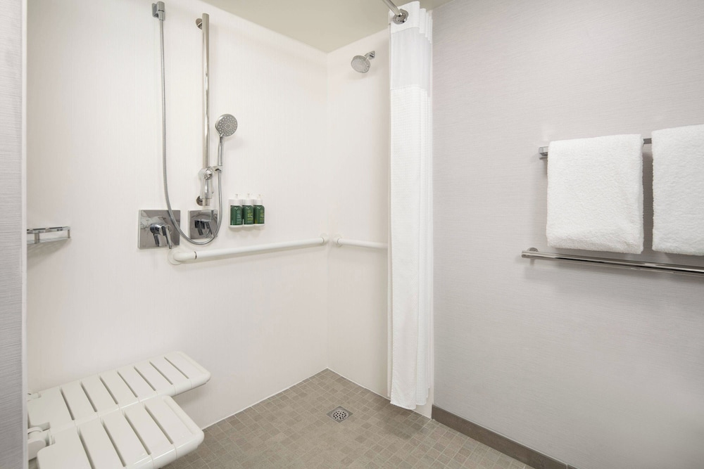 Courtyard By Marriott Palm Springs - photo 20