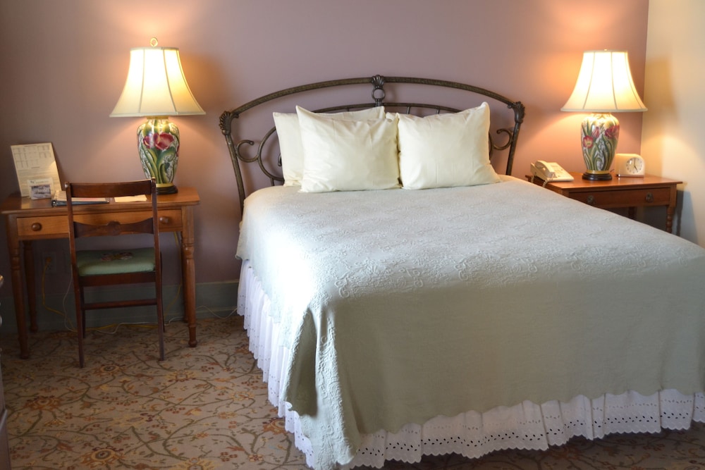 The Blackhawk Hotel - photo 5