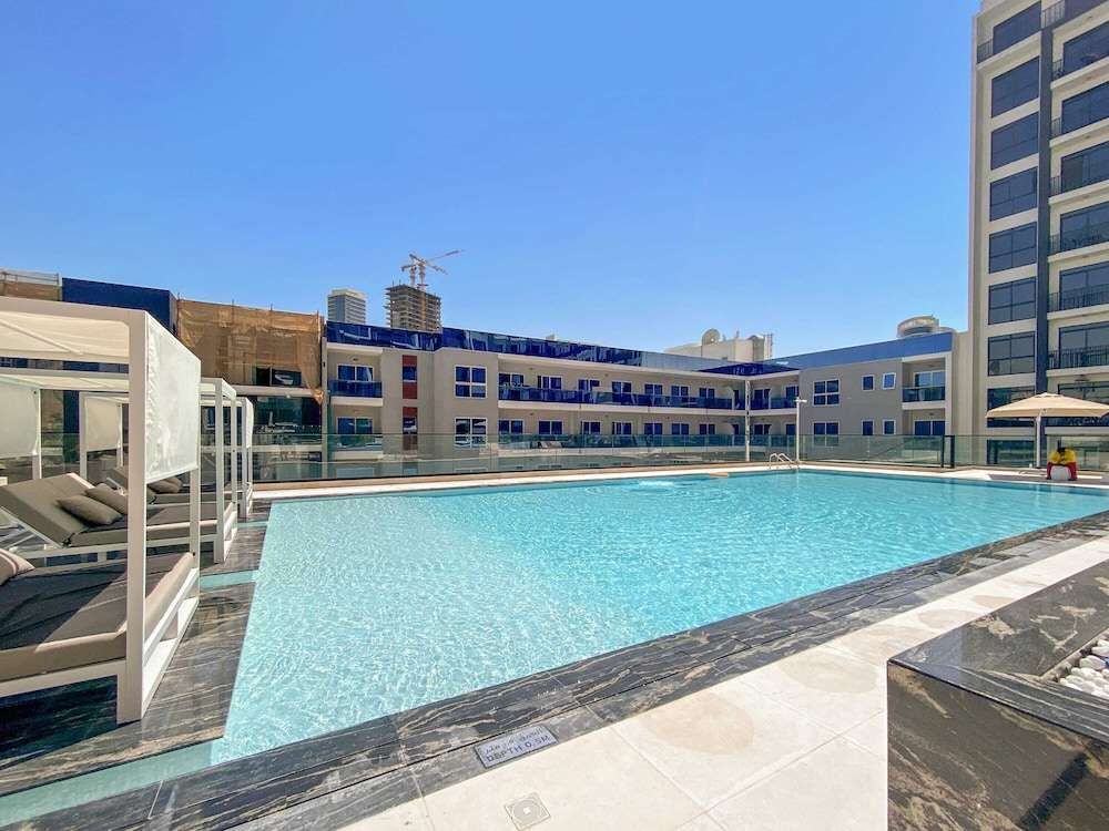 Silkhaus Binghatti Crest JVC — 4-Star Luxury Hotel in Dubai, United Arab Emirates