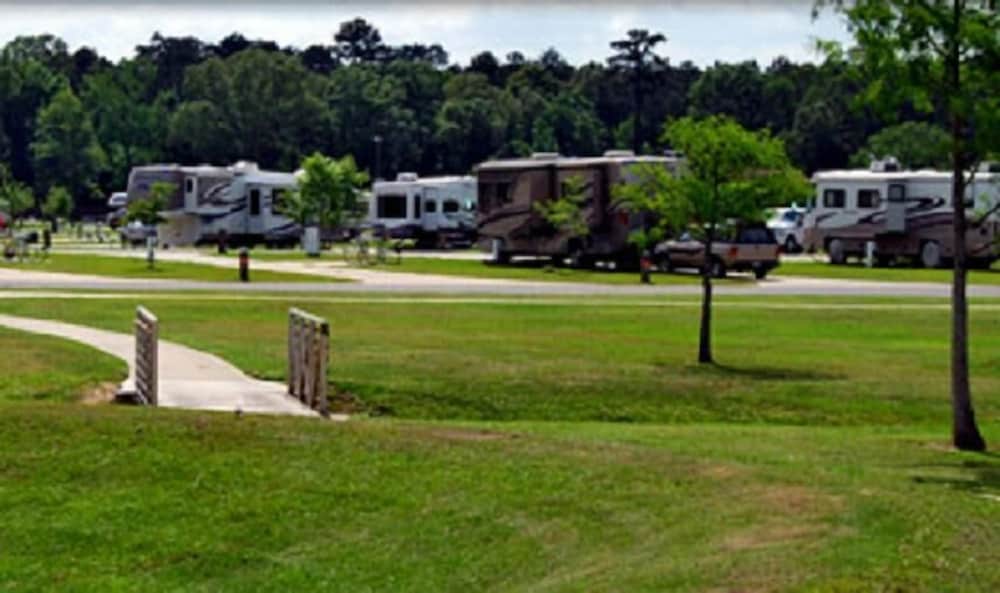 Red Shoes RV Park - photo 10