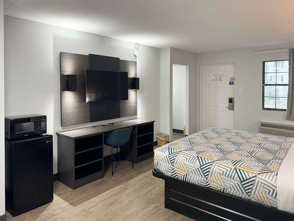 Motel6 Huntsville AL University Dr - photo 9