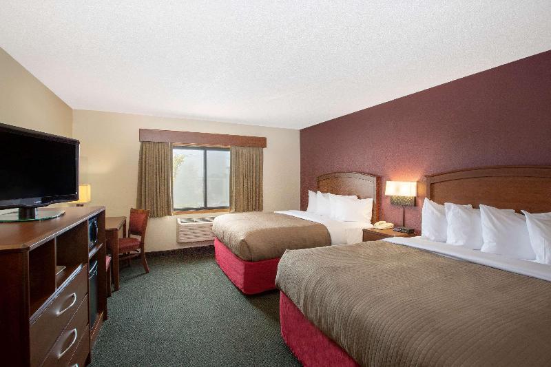 AmericInn by Wyndham Kearney - photo 13