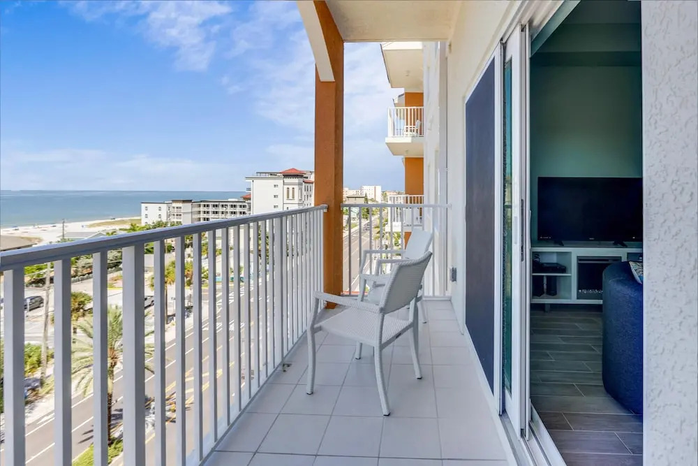 Madeira Bay Resort I 1604 Brand new With Amazing Gulf View - photo 7