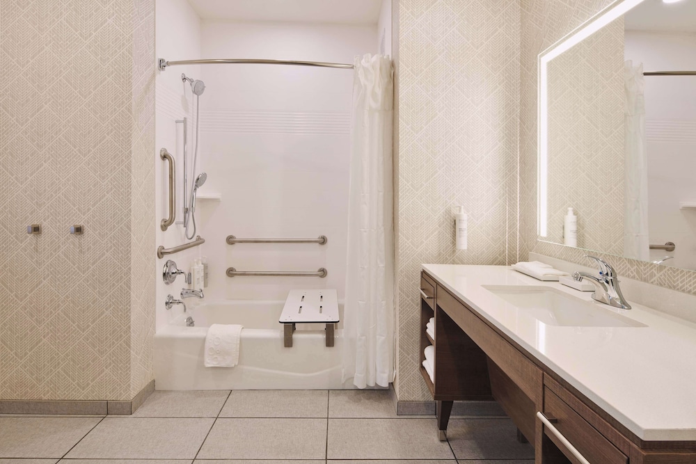 Home2 Suites by Hilton Sacramento at CSUS - photo 38