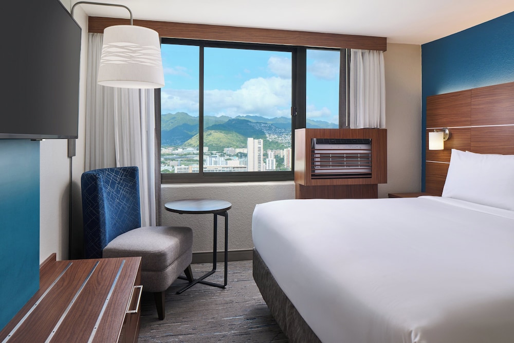 Holiday Inn Express Waikiki by IHG - photo 24