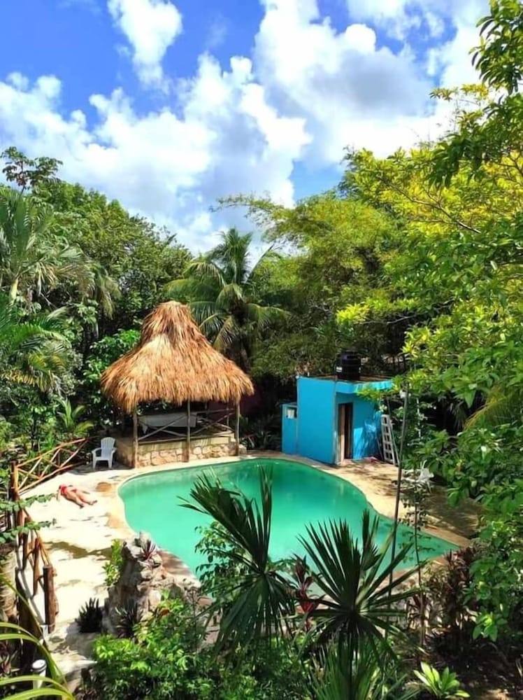 Gardenhotel Macan Che B And B 4729297 — Izamal