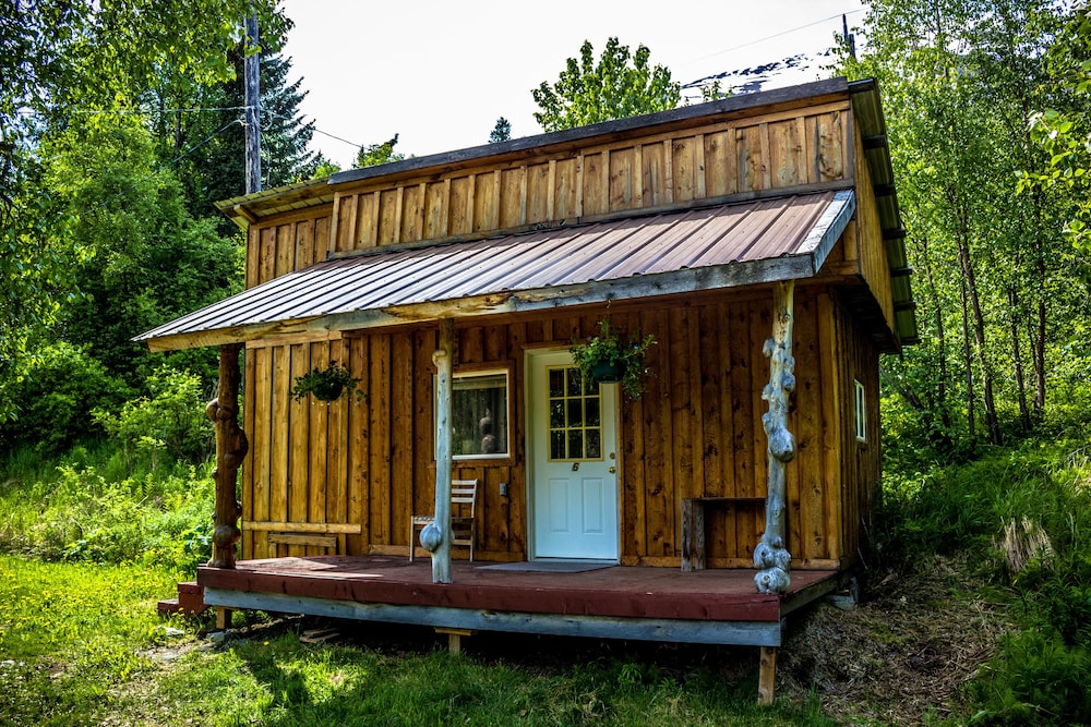 Midnight Sun Log Cabins - photo 36