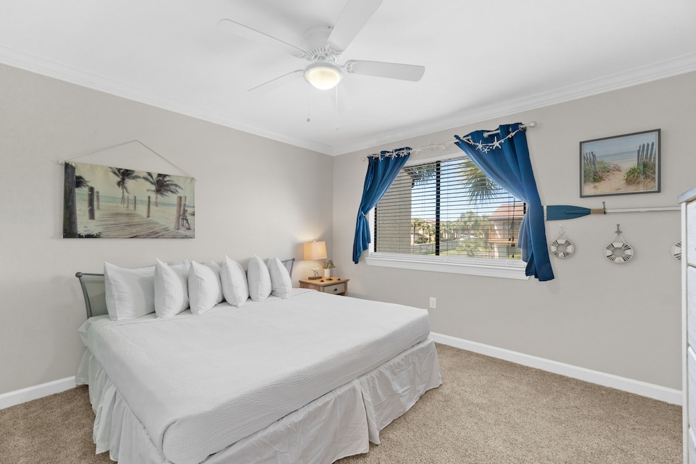 Portside Resort Pet Friendly Rentals by Panhandle Getaways - photo 6