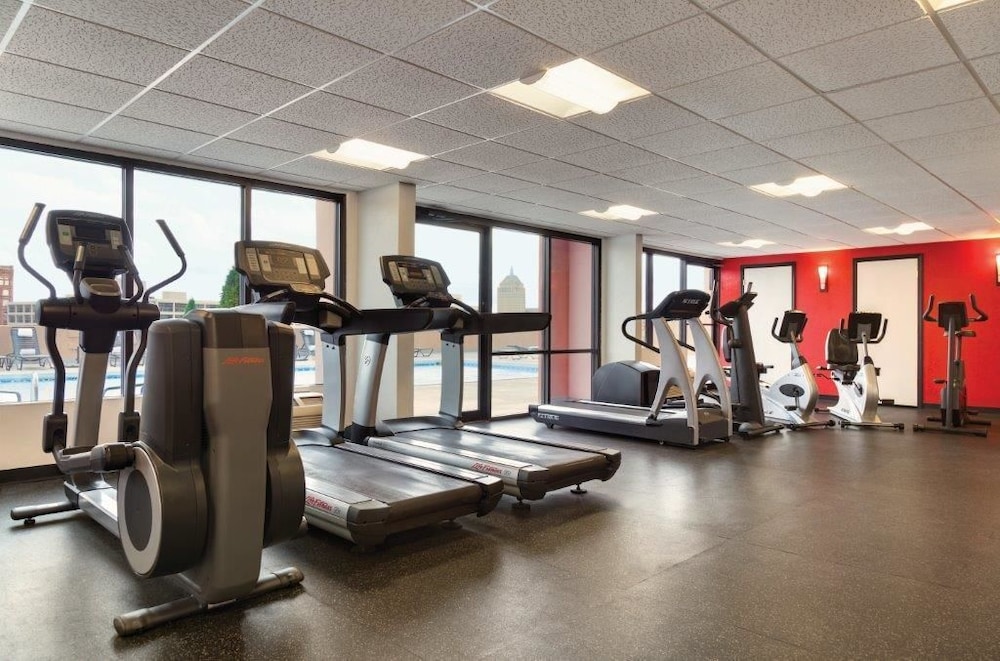 Radisson Hotel Rochester Riverside - photo 9