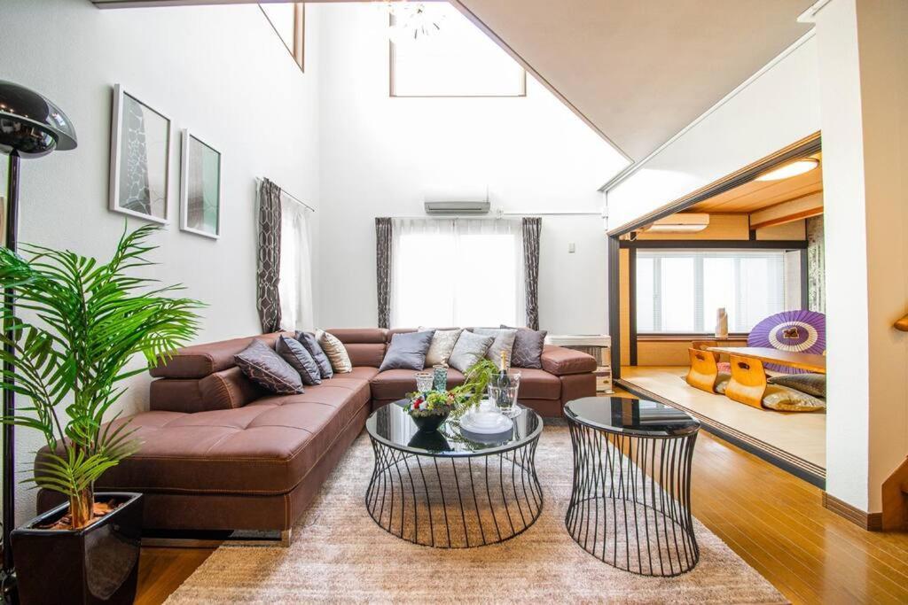 The Beehive - carbon neutral hotel in Sapporo