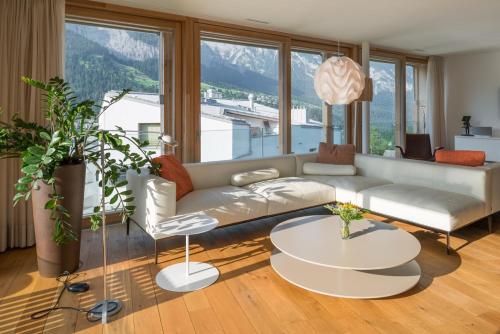 Edelweiss Mountain Suites 04 01 — 5-Star Luxury Hotel in Flims, Switzerland