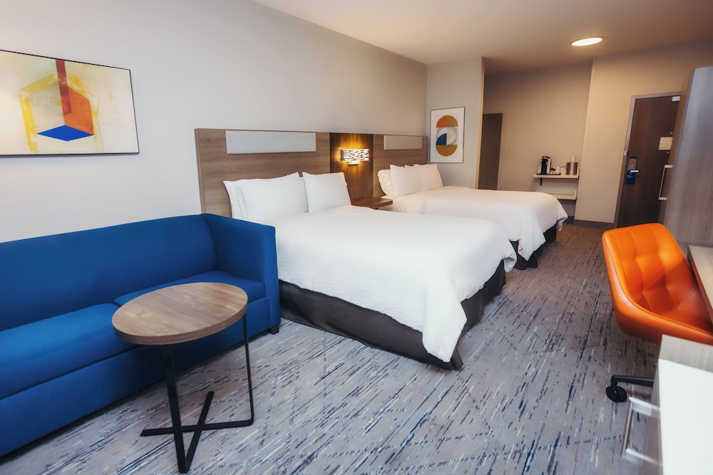 Holiday Inn Express Des Moines Ankeny by IHG - photo 9