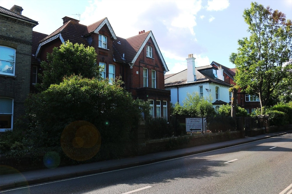 A Gosport Inn — hotel in Gosport