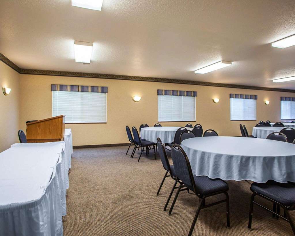 Quality Inn & Suites Eldridge Davenport North - photo 36